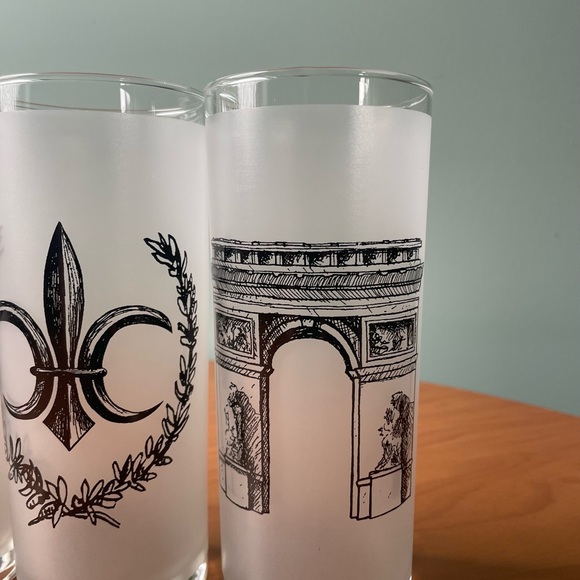 Paris France frosted glasses, French souvenir, fleur de lis, arc de triomphe, - Picture 8 of 10